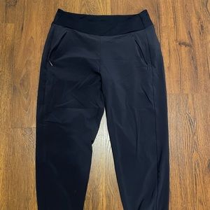Navy athleta women’s jogger size 8.